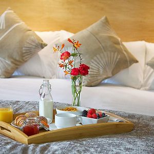 Standard Zimmer mit Kingsize-Bett